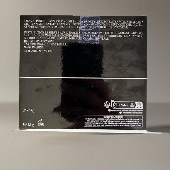 Giorgio Armani Luminous Silk Sunlit Creamy Bronzing Powder – Shade 100 - Picture 5 of 7